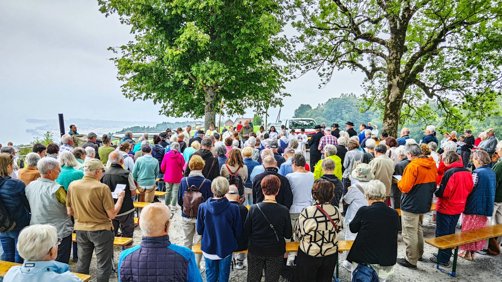 Feldgottesdienst im Rossbüchel